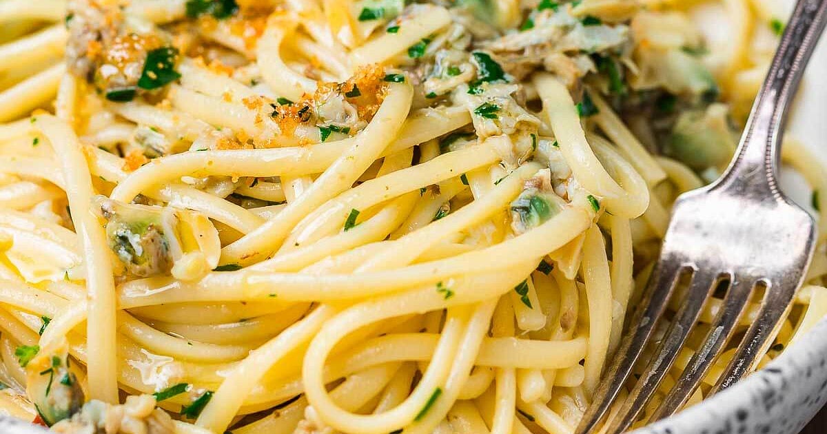 Linguine with Canned Clams Recipe | Samsung Food App