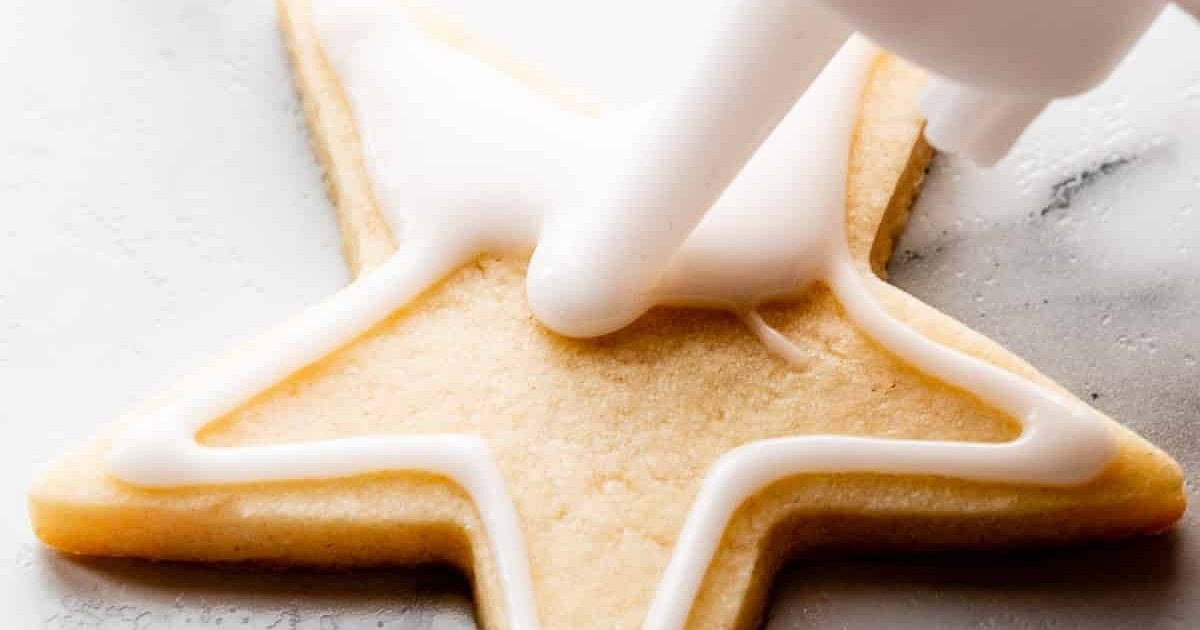 Easy Cookie Icing Recipe | Samsung Food App