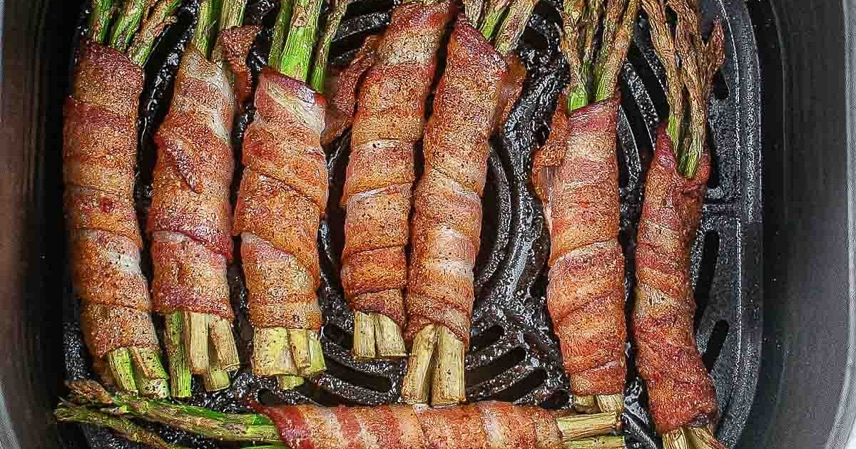 Air Fryer Bacon Wrapped Asparagus Recipe | Samsung Food App