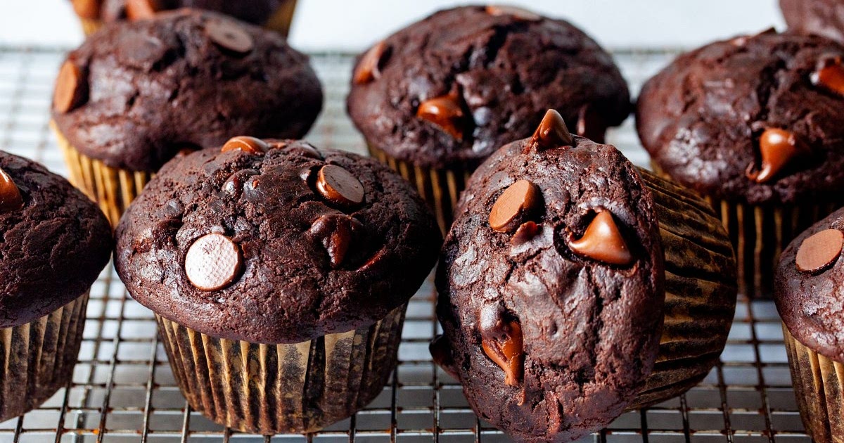Double Chocolate Chip Muffins Recipe | Samsung Food App