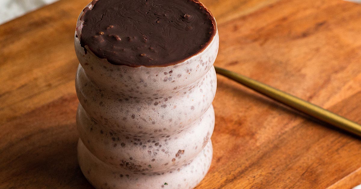 Chocolate Covered Strawberry Chia Pudding (magic shell) Recipe | Samsung Food App