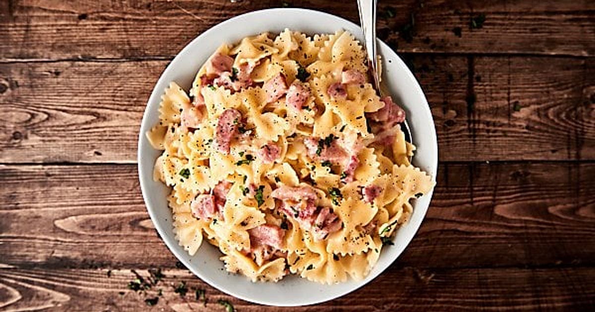 One Pot Ham and Cheese Pasta Recipe | Samsung Food App