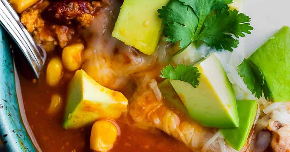 Smoky Slow Cooker Turkey Chili Recipe | Samsung Food App