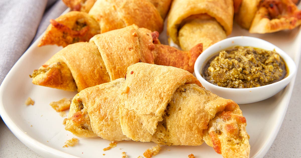 Air Fryer Turkey Pesto Crescent Rolls Recipe | Samsung Food App