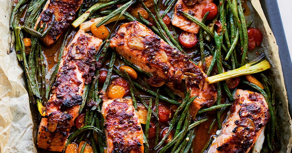Puttanesca-style salmon bake Recipe | Samsung Food App