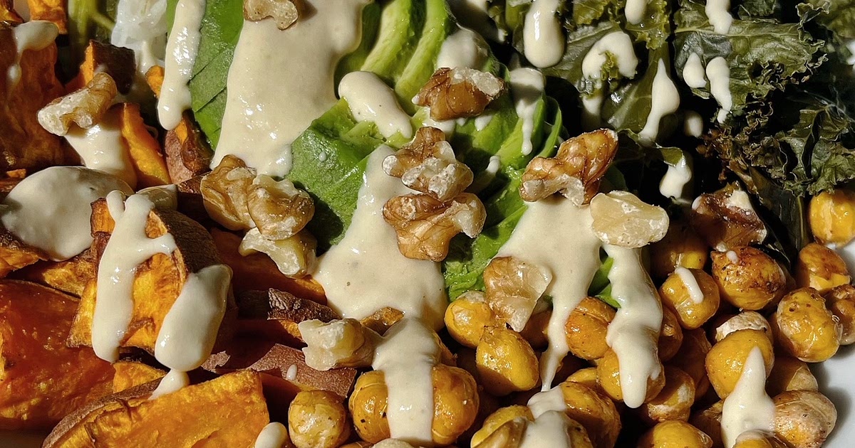 Sweet Potato Buddha Bowl with Crispy Chickpeas and Lemon Tahini Hummus Dressing Recipe | Samsung Foo