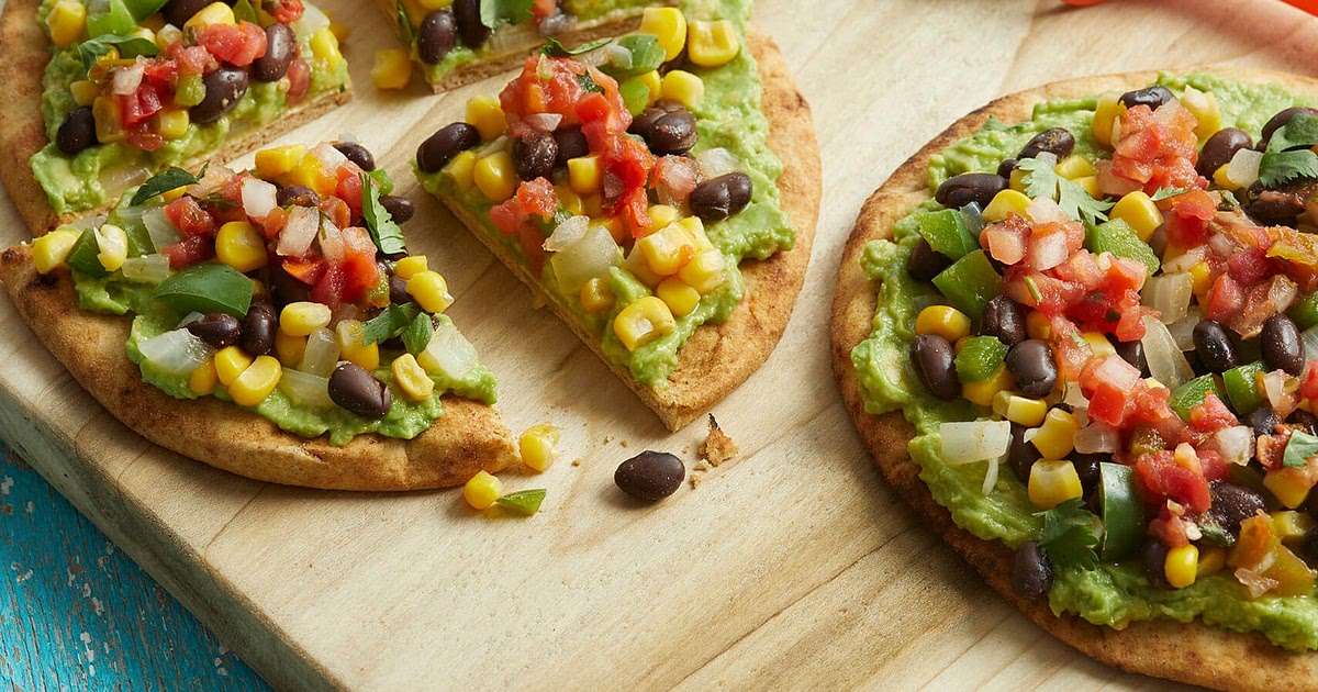 Tex-Mex Pita Pizzas Recipe | Samsung Food App