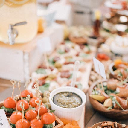 Bites, tapas, breads, lunches 